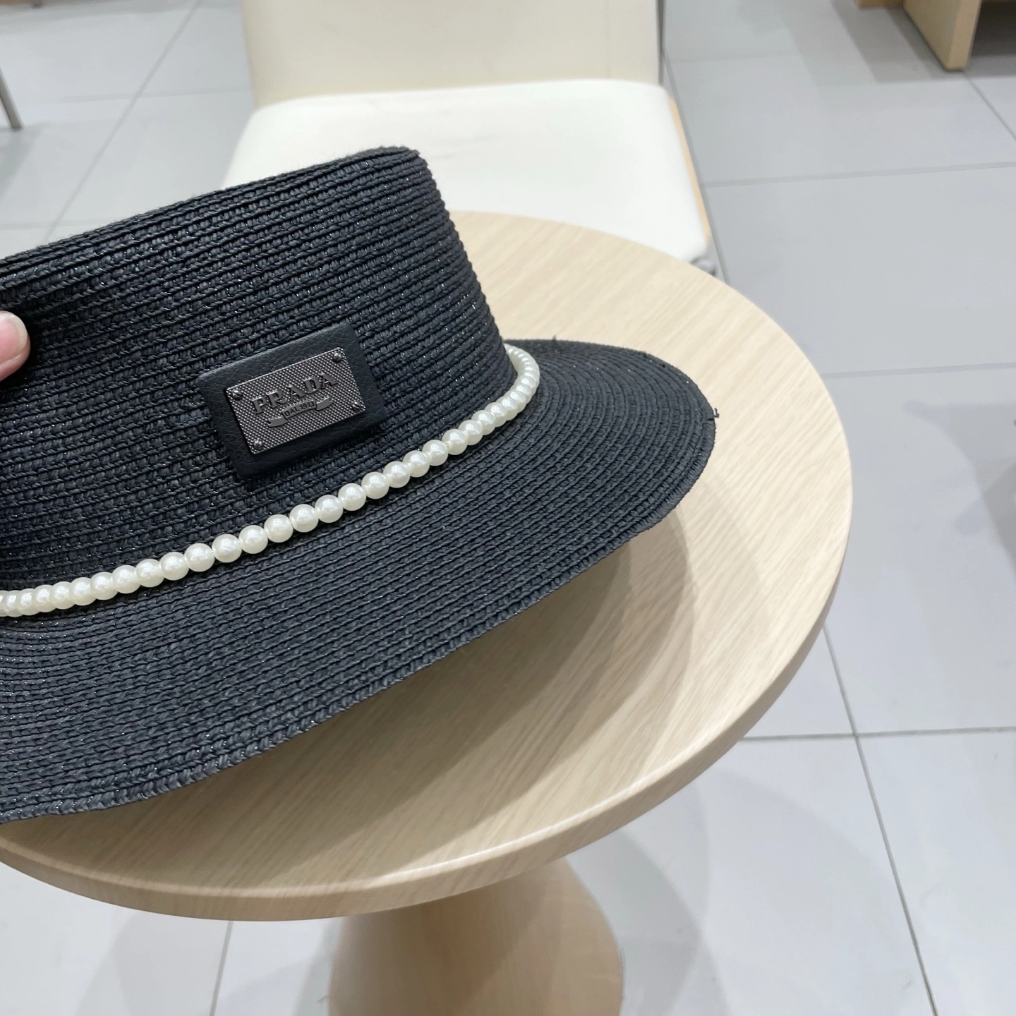 NewStyle P*arda Hats Top XX20250411- 17340