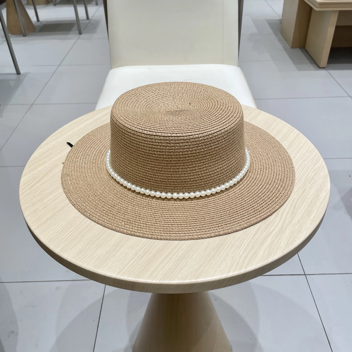 NewStyle P*arda Hats Top XX20250411- 17340