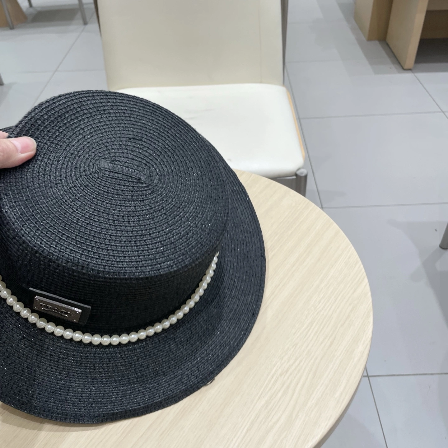NewStyle P*arda Hats Top XX20250411- 17340