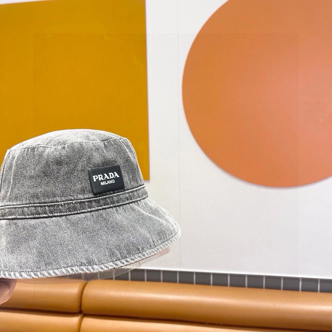 Minimalist P*arda Hats Top XX20250413- 17254