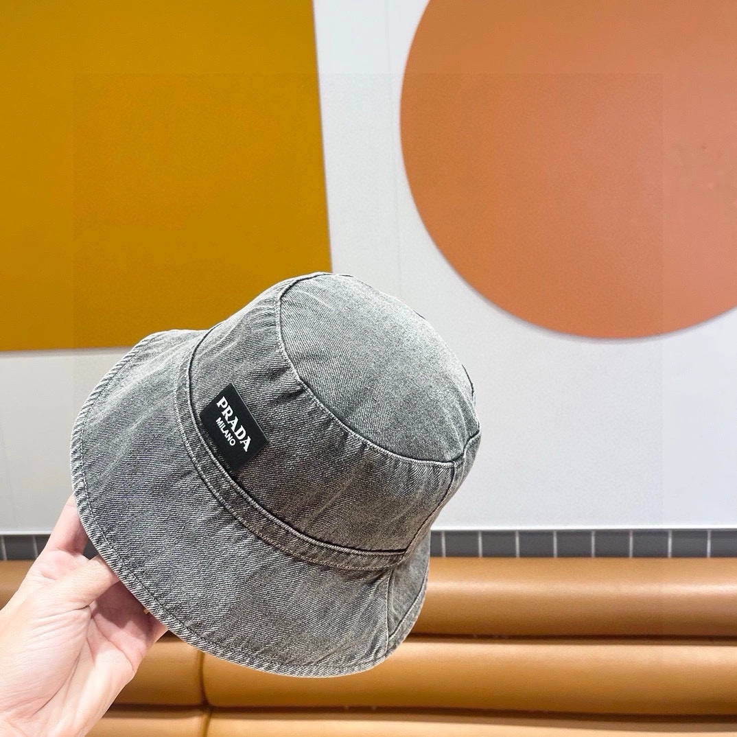 Minimalist P*arda Hats Top XX20250413- 17254