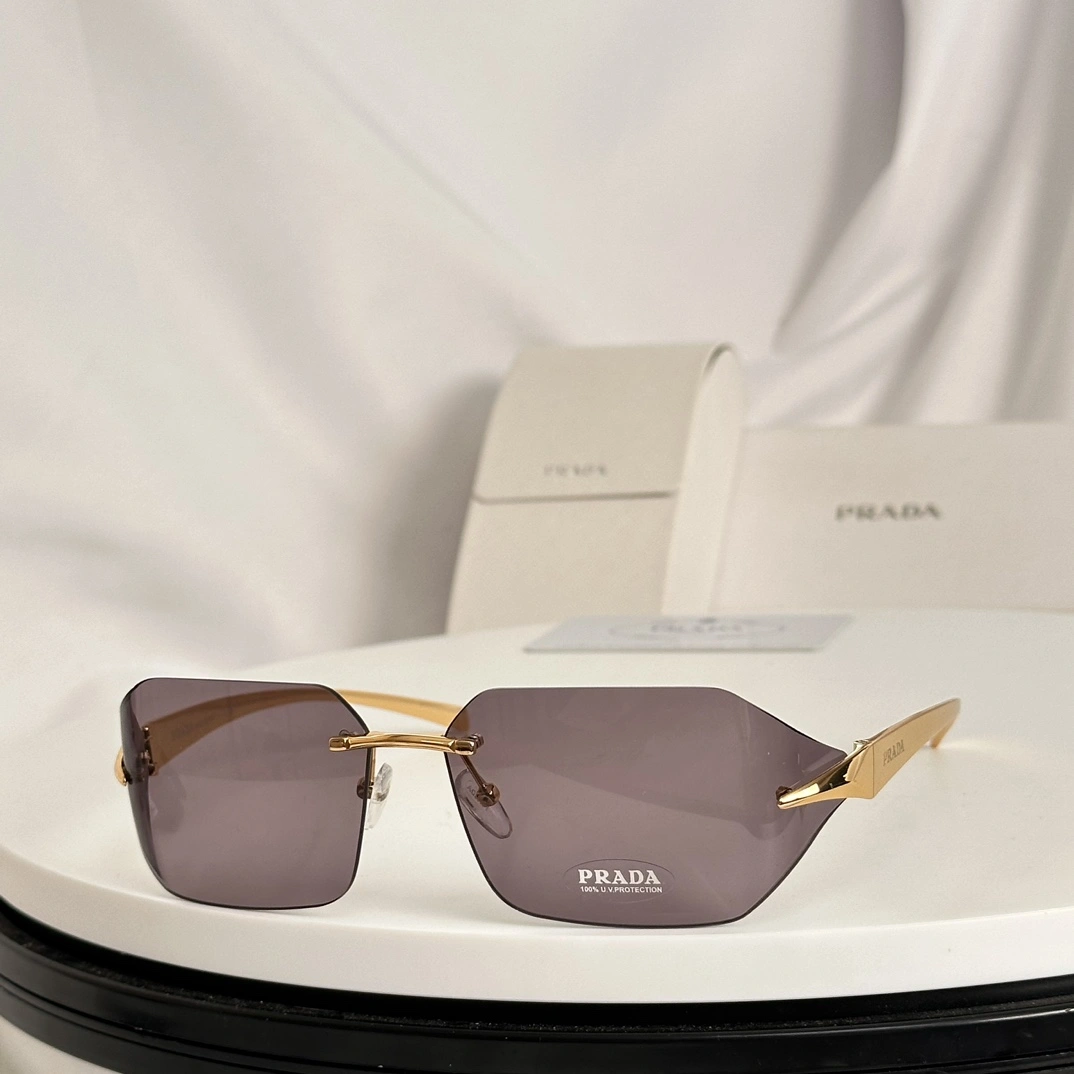 P*rada Glasses Top XX 20240322- TravelReady 17064