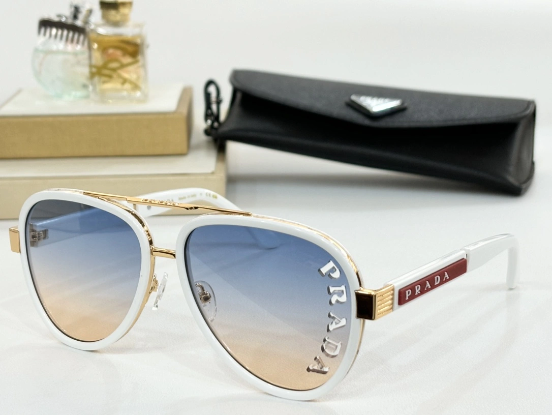 TravelReady P*rada Glasses Top XX 20240327- 17060