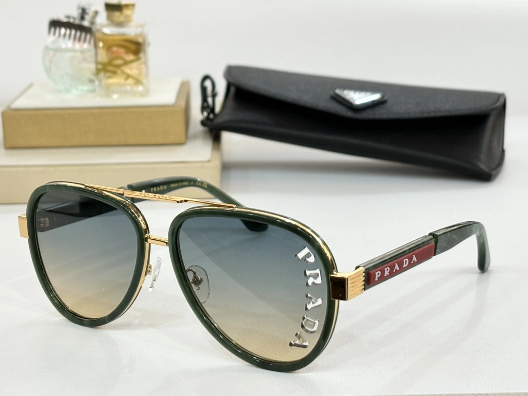 TravelReady P*rada Glasses Top XX 20240327- 17060