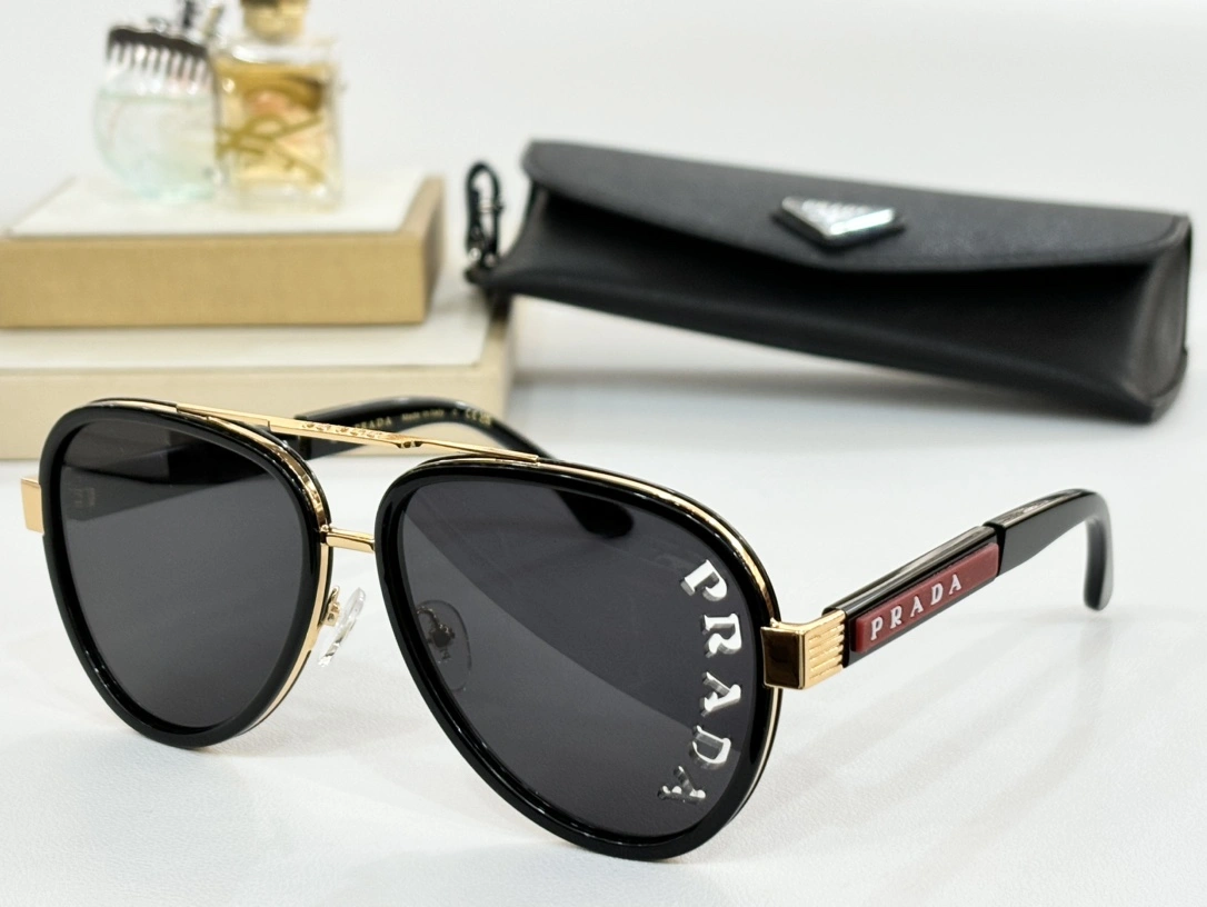 TravelReady P*rada Glasses Top XX 20240327- 17060