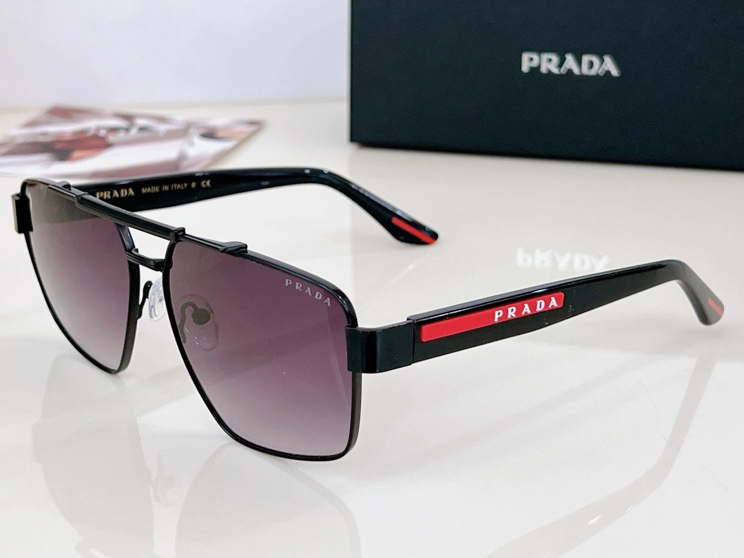 ZipUp P*rada Glasses Top XX 20240331- 17058