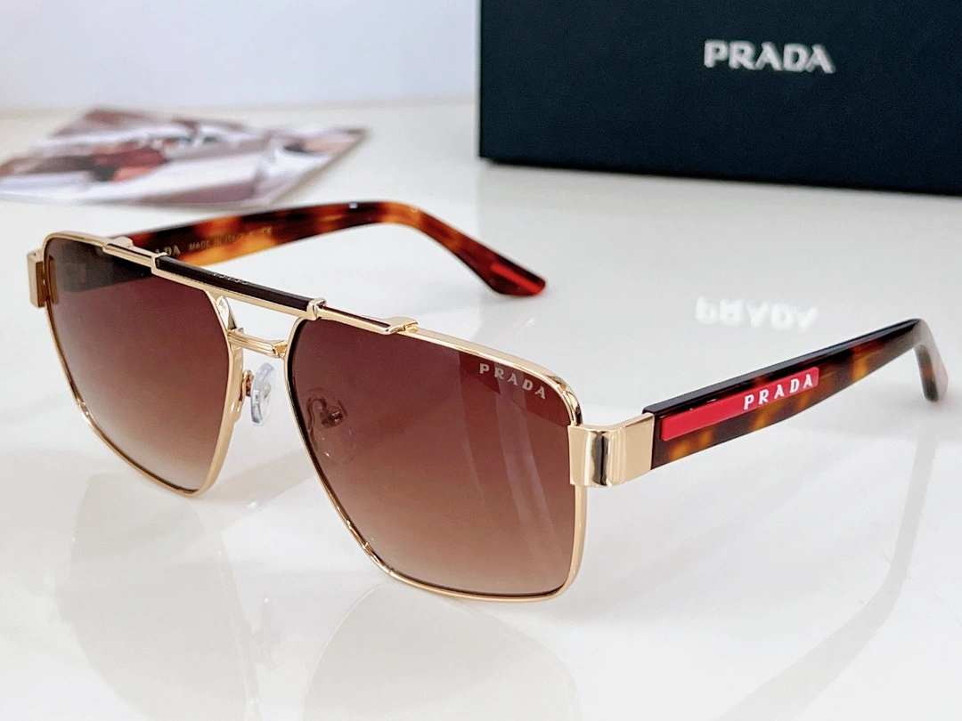 ZipUp P*rada Glasses Top XX 20240331- 17058