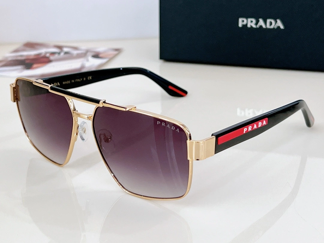 ZipUp P*rada Glasses Top XX 20240331- 17058