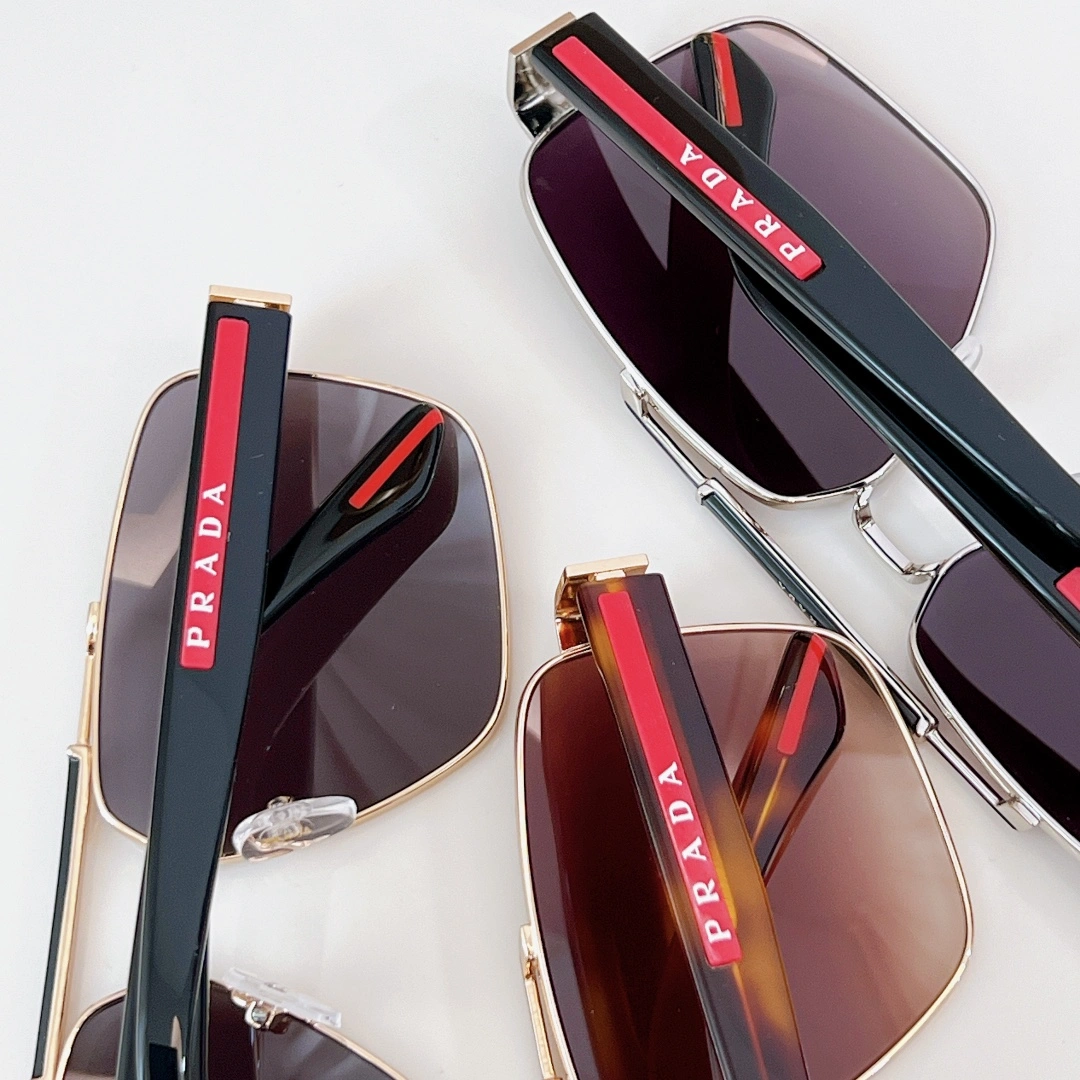 ZipUp P*rada Glasses Top XX 20240331- 17058