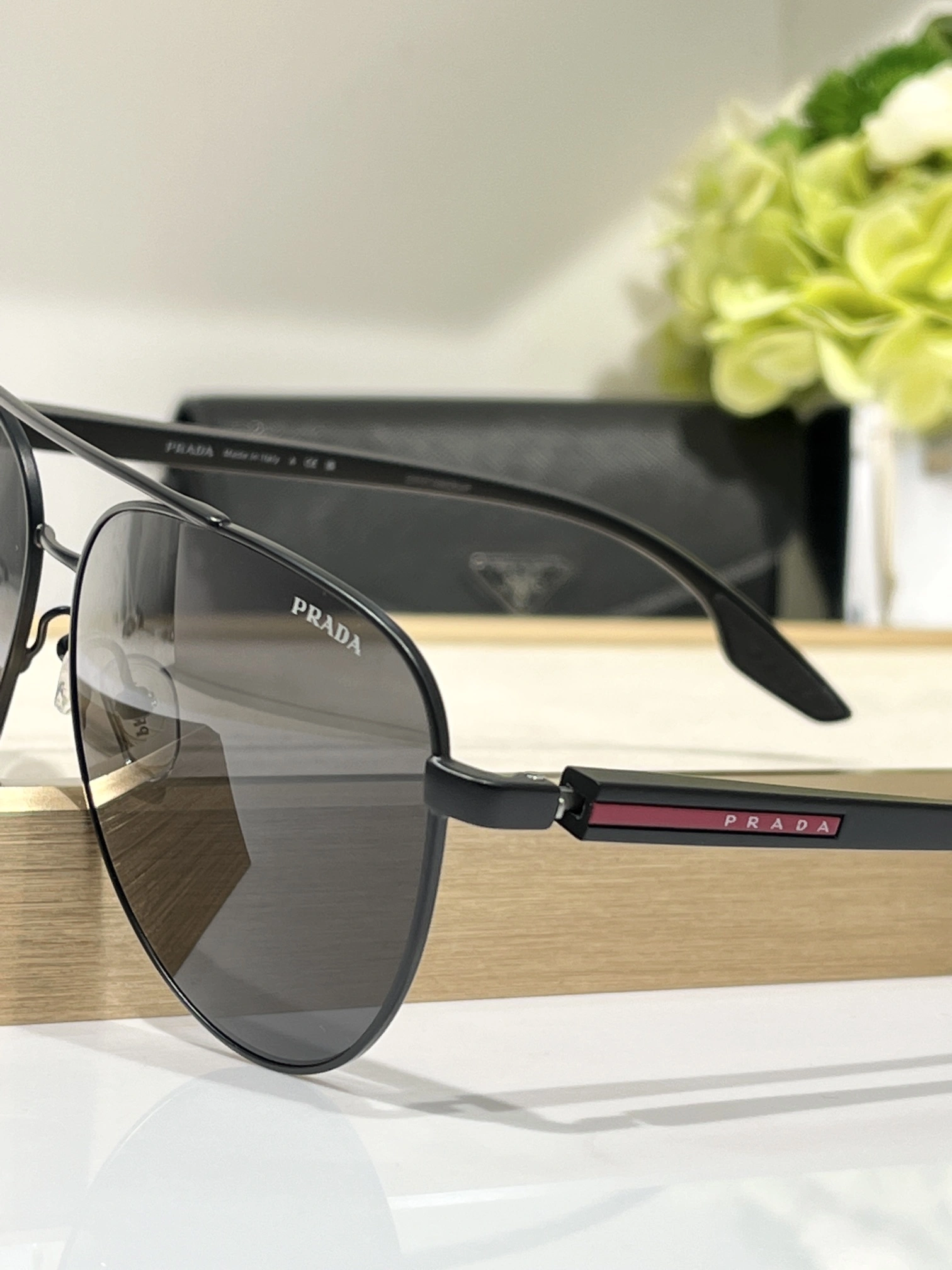 EasyMatch P*rada Glasses Top XX 20240416- 17054