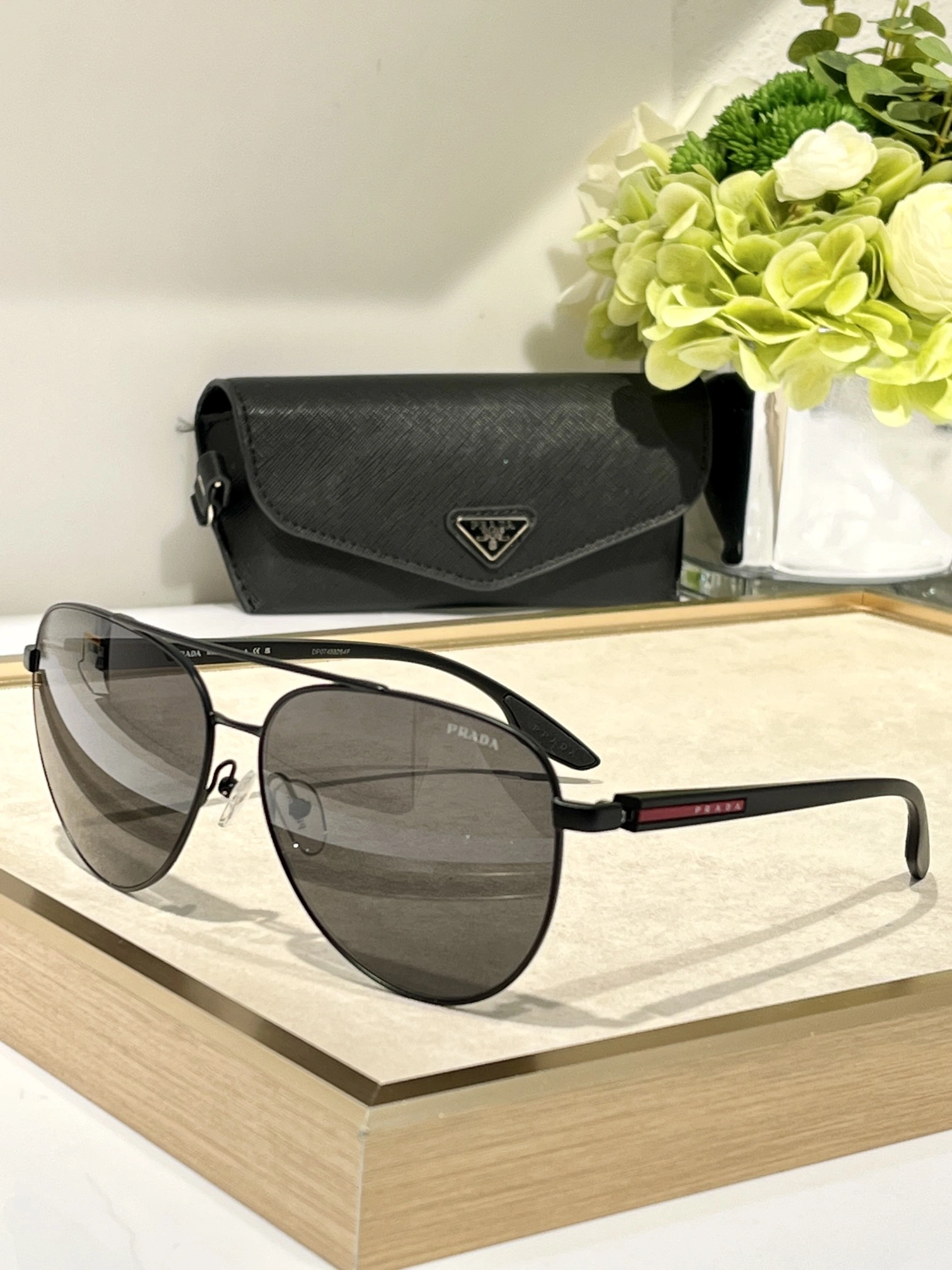 EasyMatch P*rada Glasses Top XX 20240416- 17054