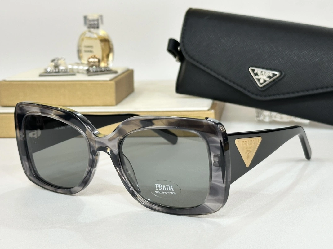 Soft P*rada Glasses Top XX 20240507- 17043