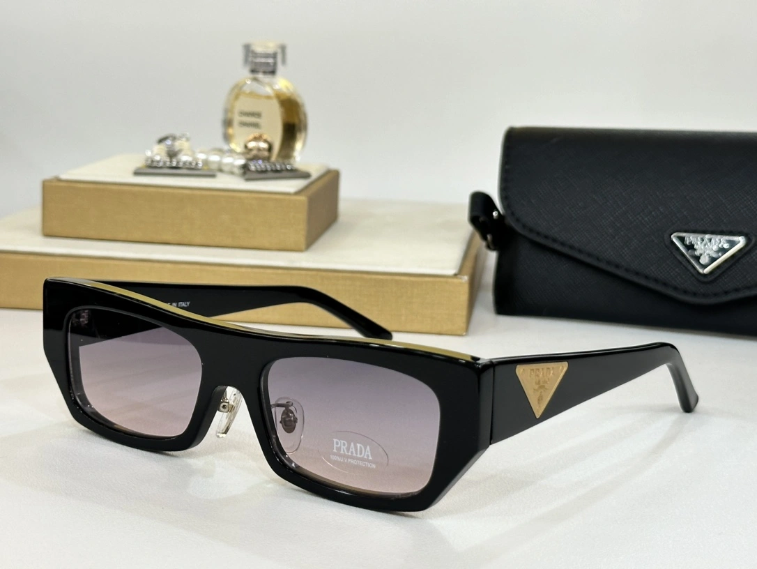 WrinkleFree P*rada Glasses Top XX 20240507- 17042