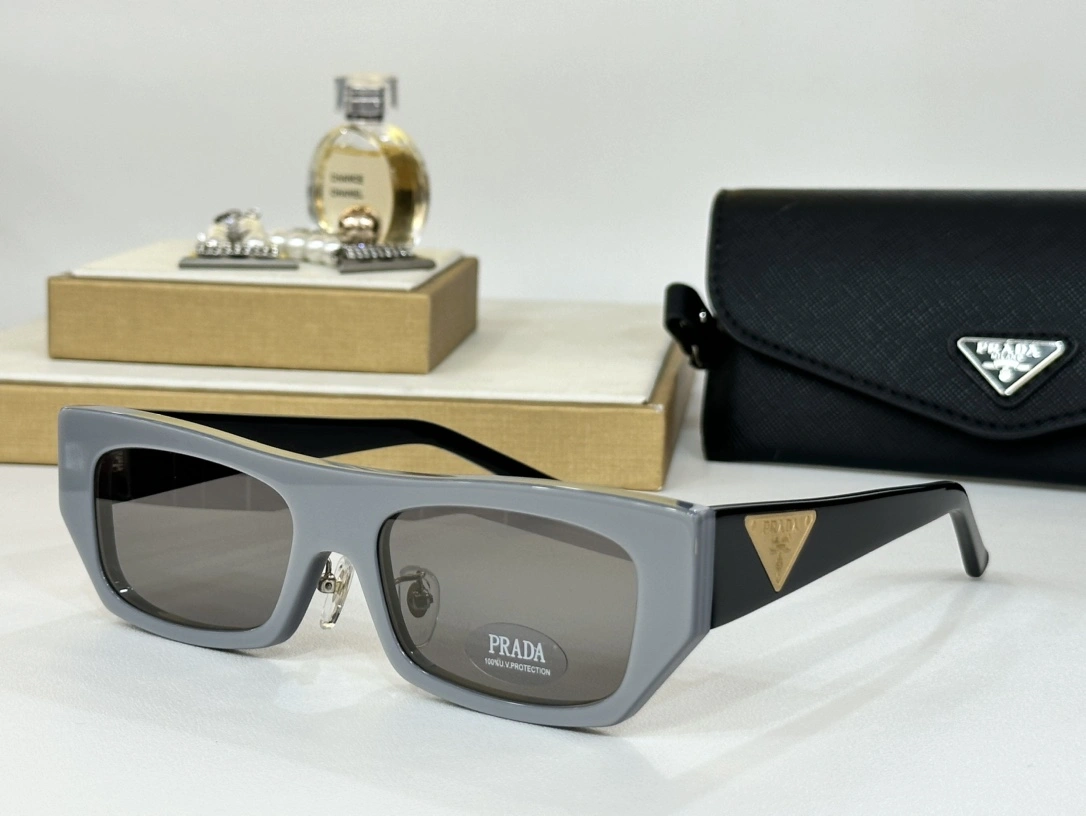 WrinkleFree P*rada Glasses Top XX 20240507- 17042