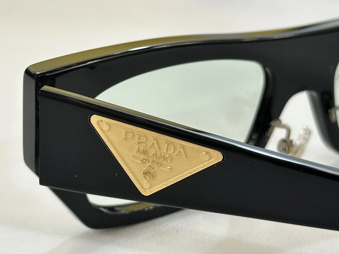 WrinkleFree P*rada Glasses Top XX 20240507- 17042