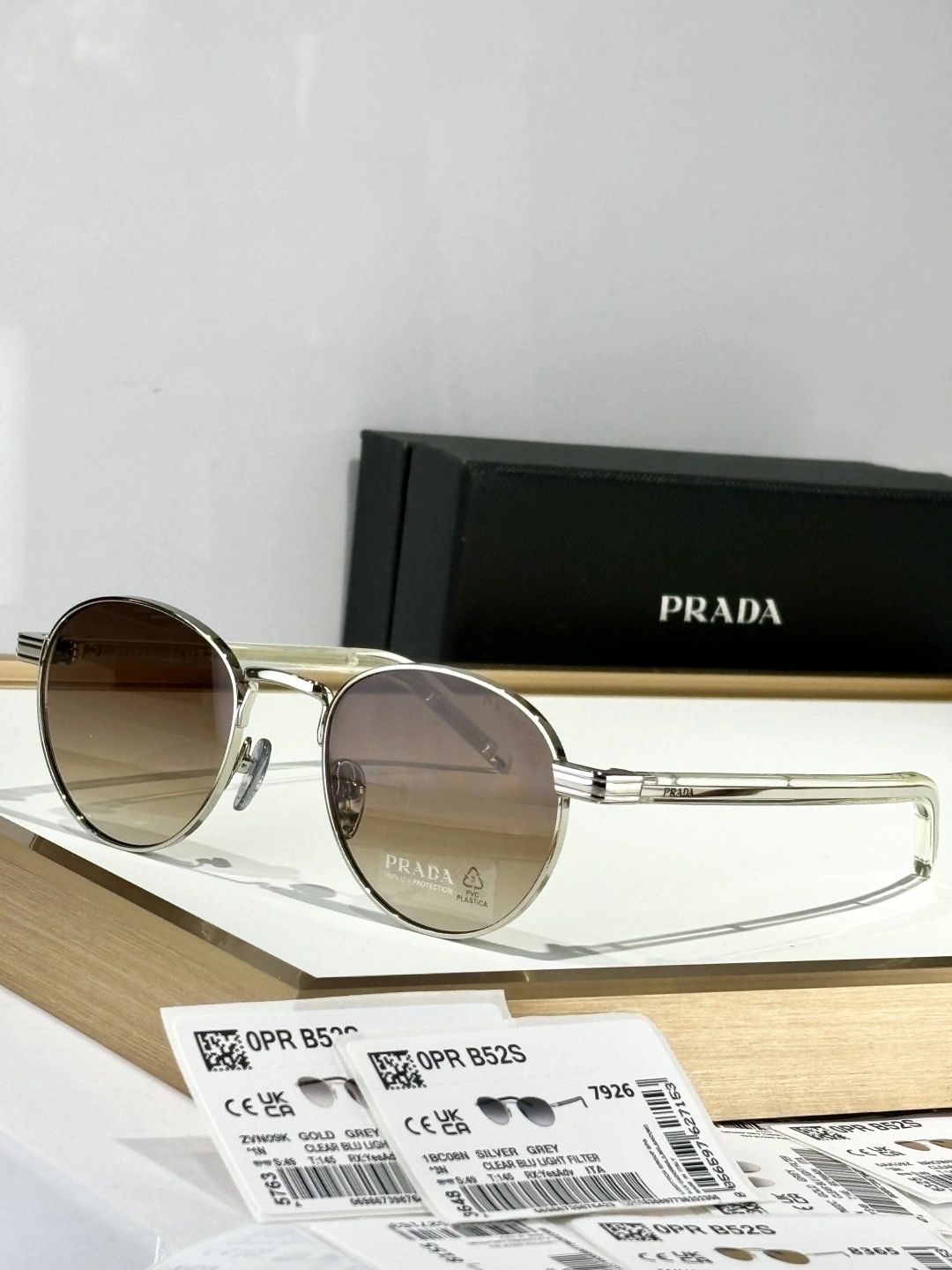 WellDesigned P*rada Glasses Top XX20250401- 17026