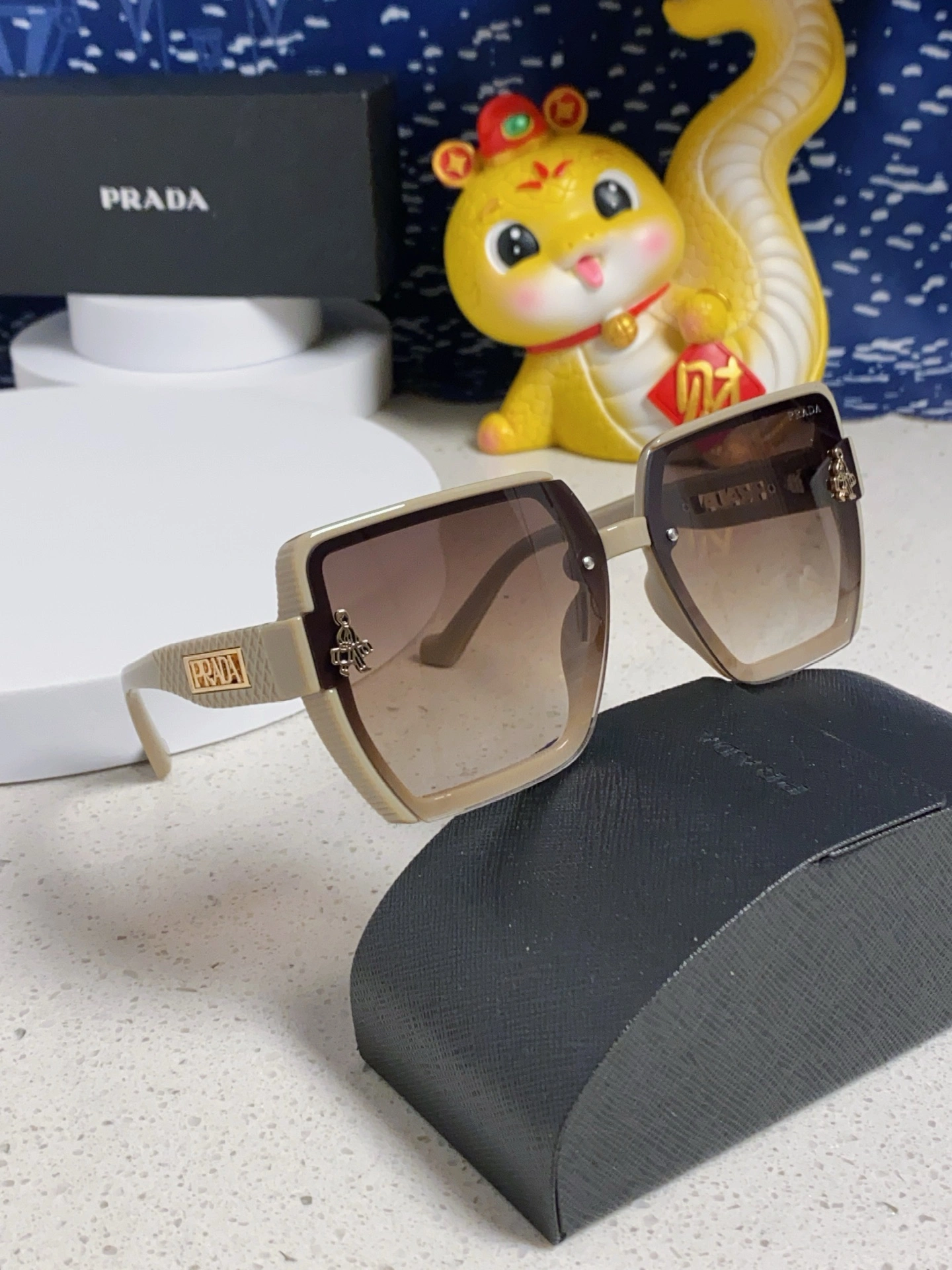 P*rada Glasses Top XX20250402- MultiPurpose 17019