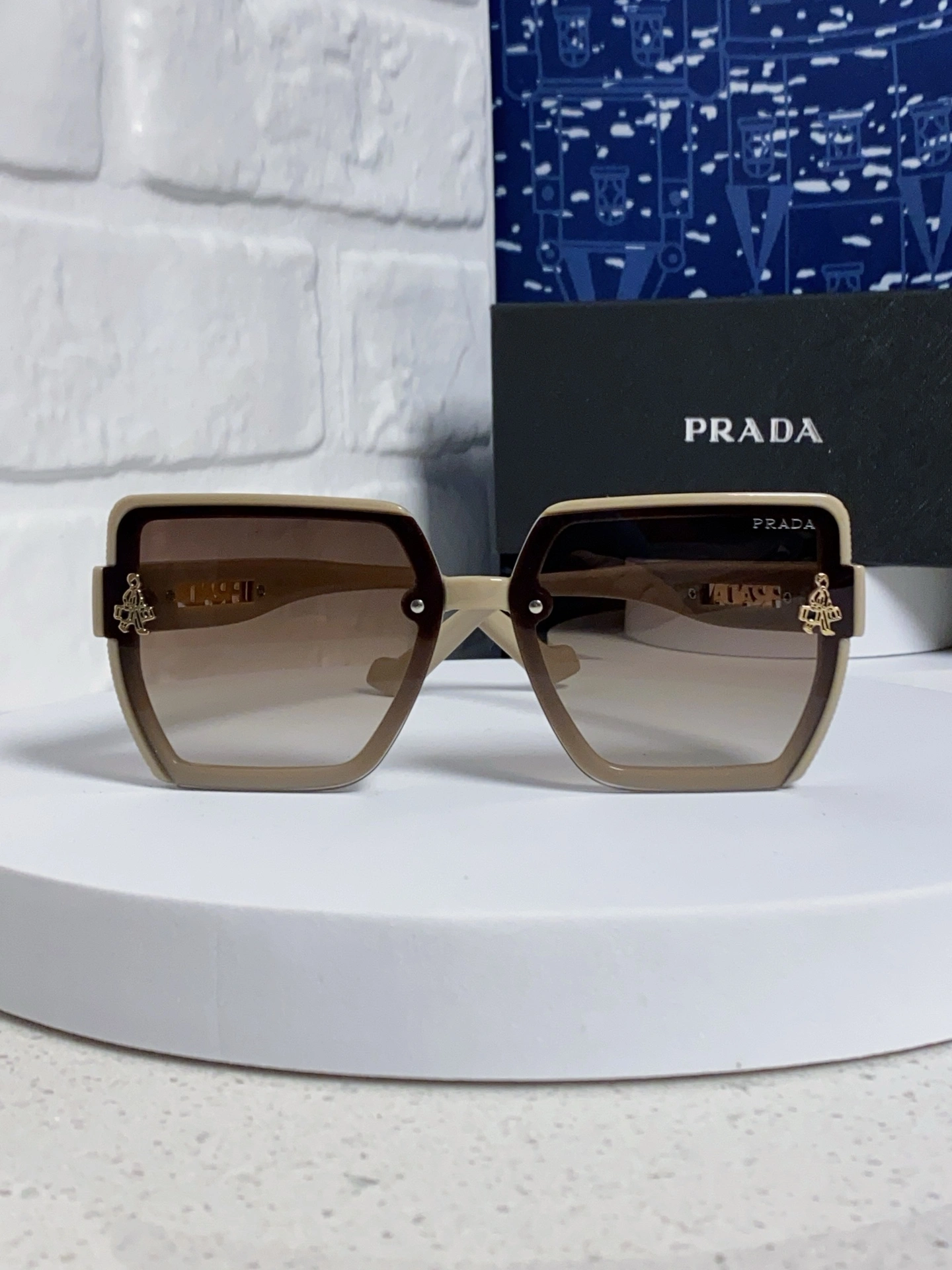 P*rada Glasses Top XX20250402- MultiPurpose 17019
