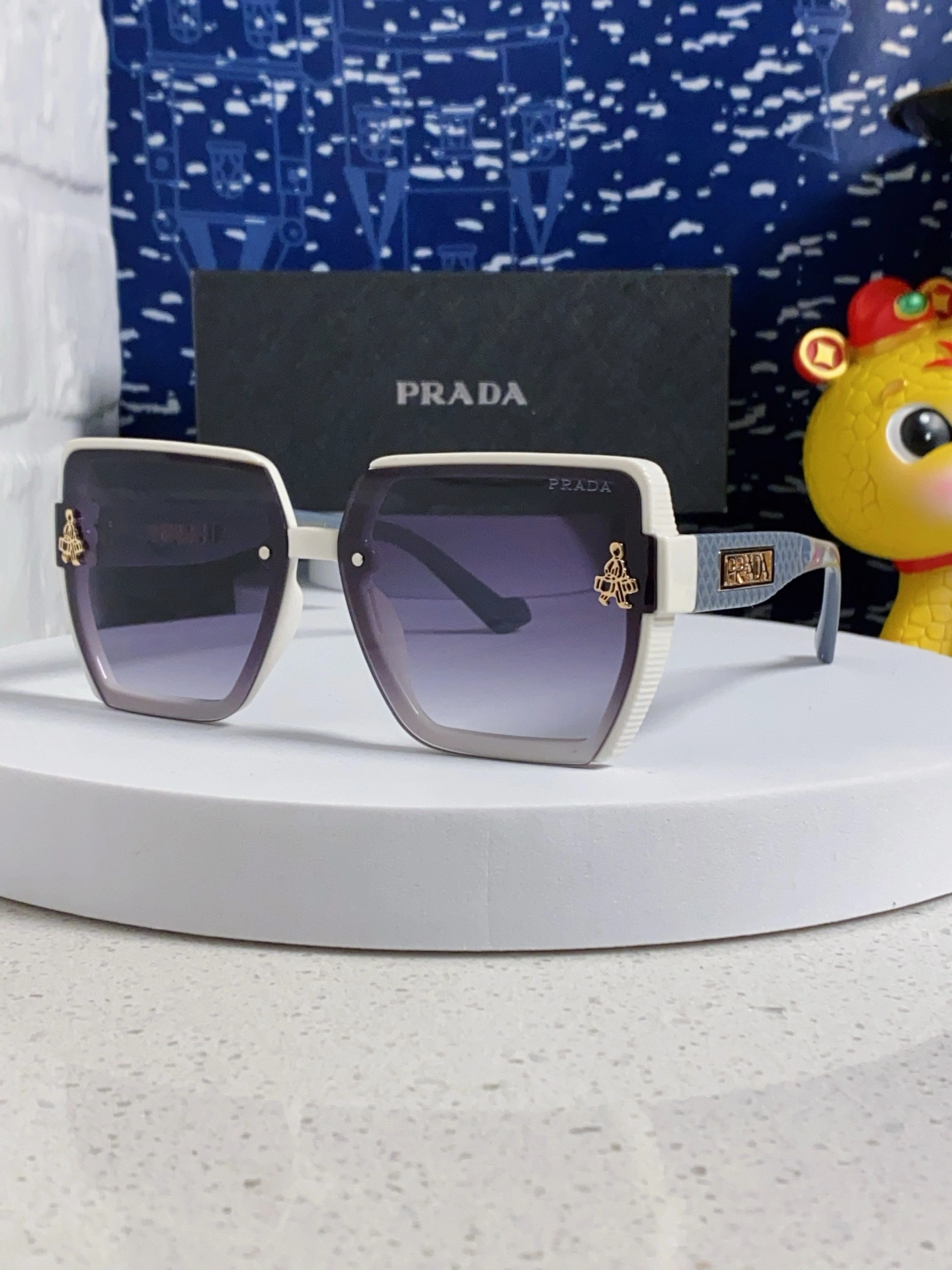 P*rada Glasses Top XX20250402- MultiPurpose 17019