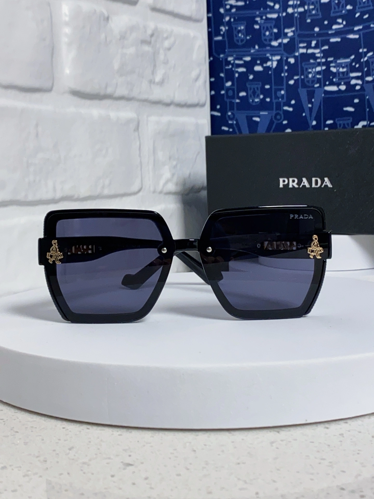 P*rada Glasses Top XX20250402- MultiPurpose 17019
