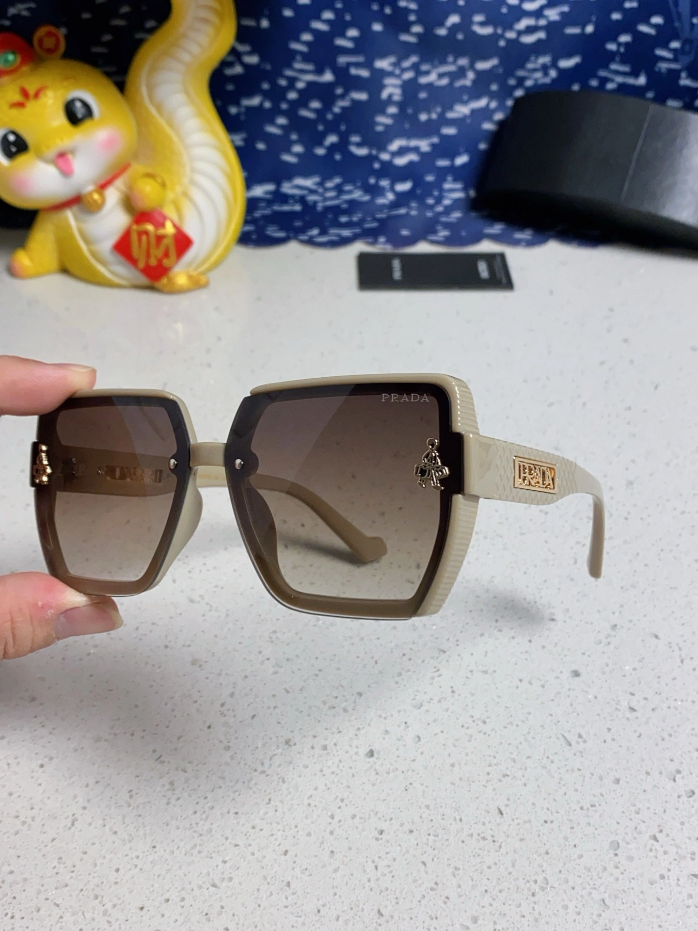 P*rada Glasses Top XX20250402- MultiPurpose 17019