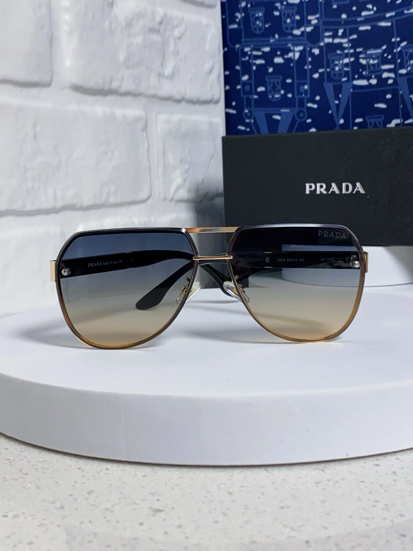 P*rada Glasses Top XX20250402- Breathable 17015