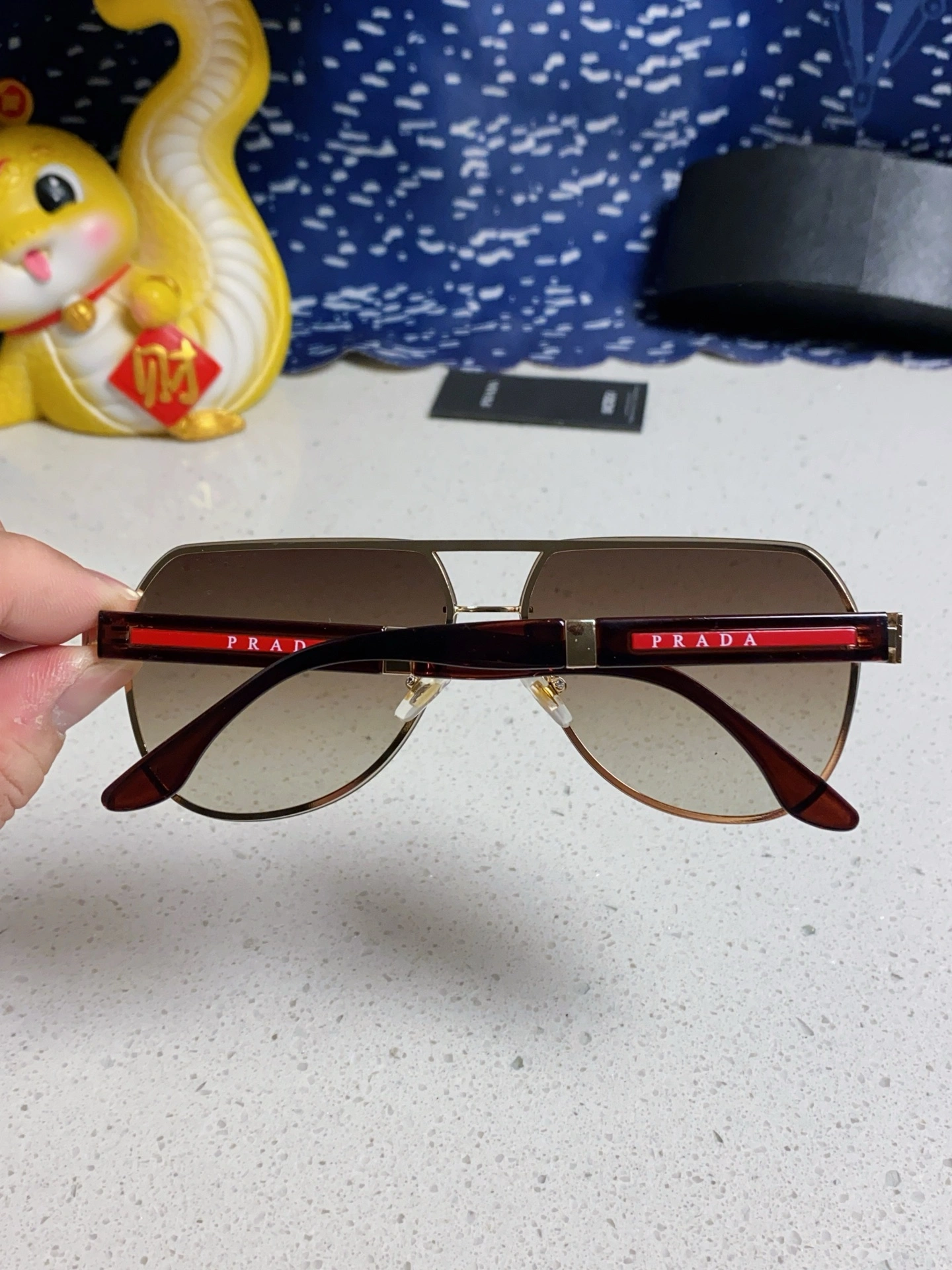P*rada Glasses Top XX20250402- Breathable 17015