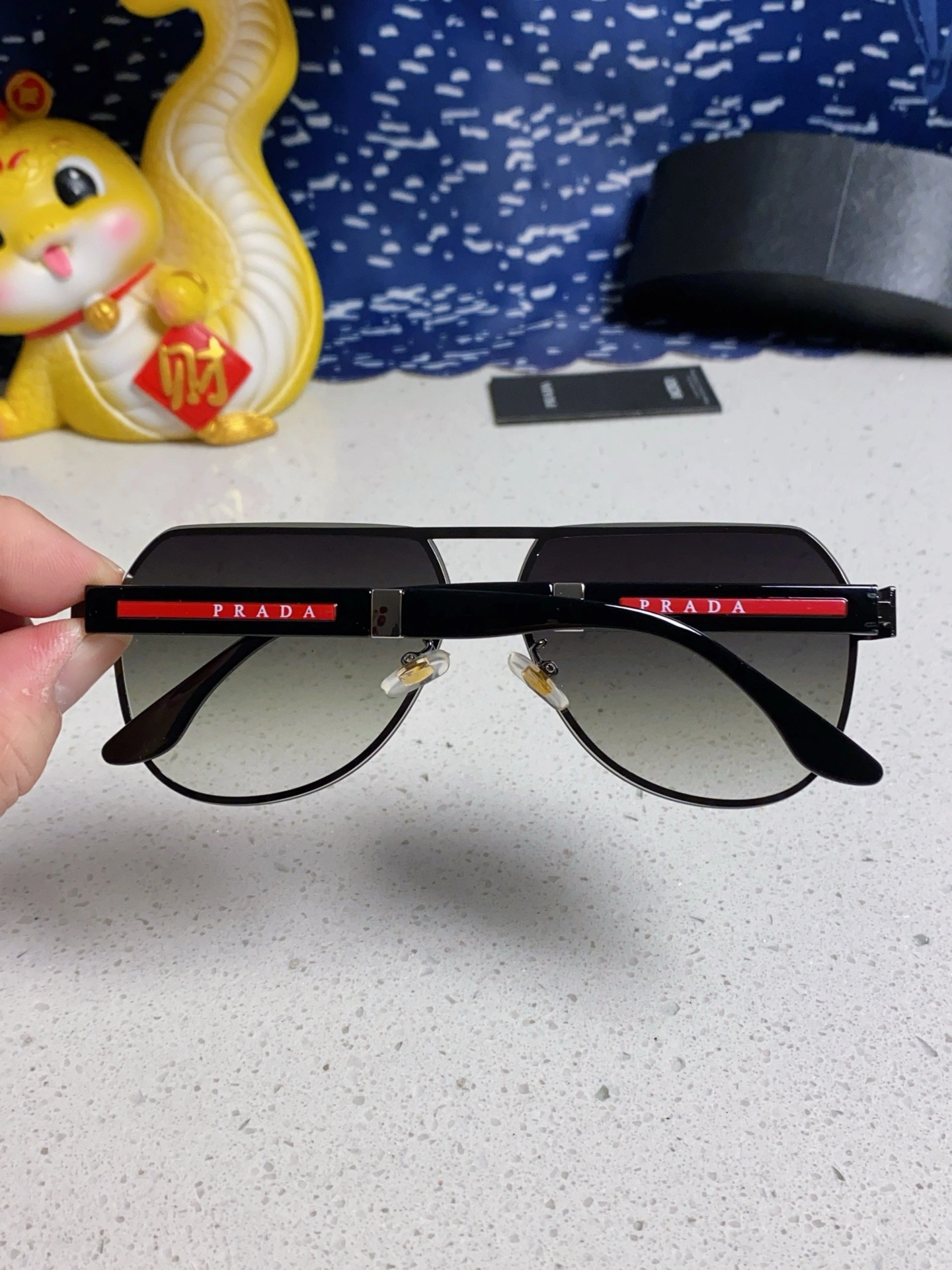 P*rada Glasses Top XX20250402- Breathable 17015