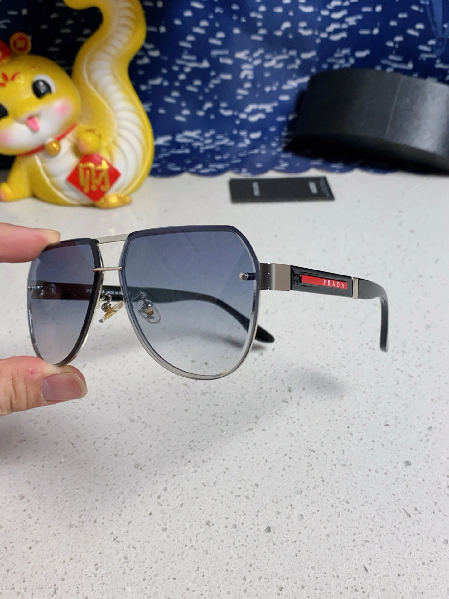 P*rada Glasses Top XX20250402- Breathable 17015