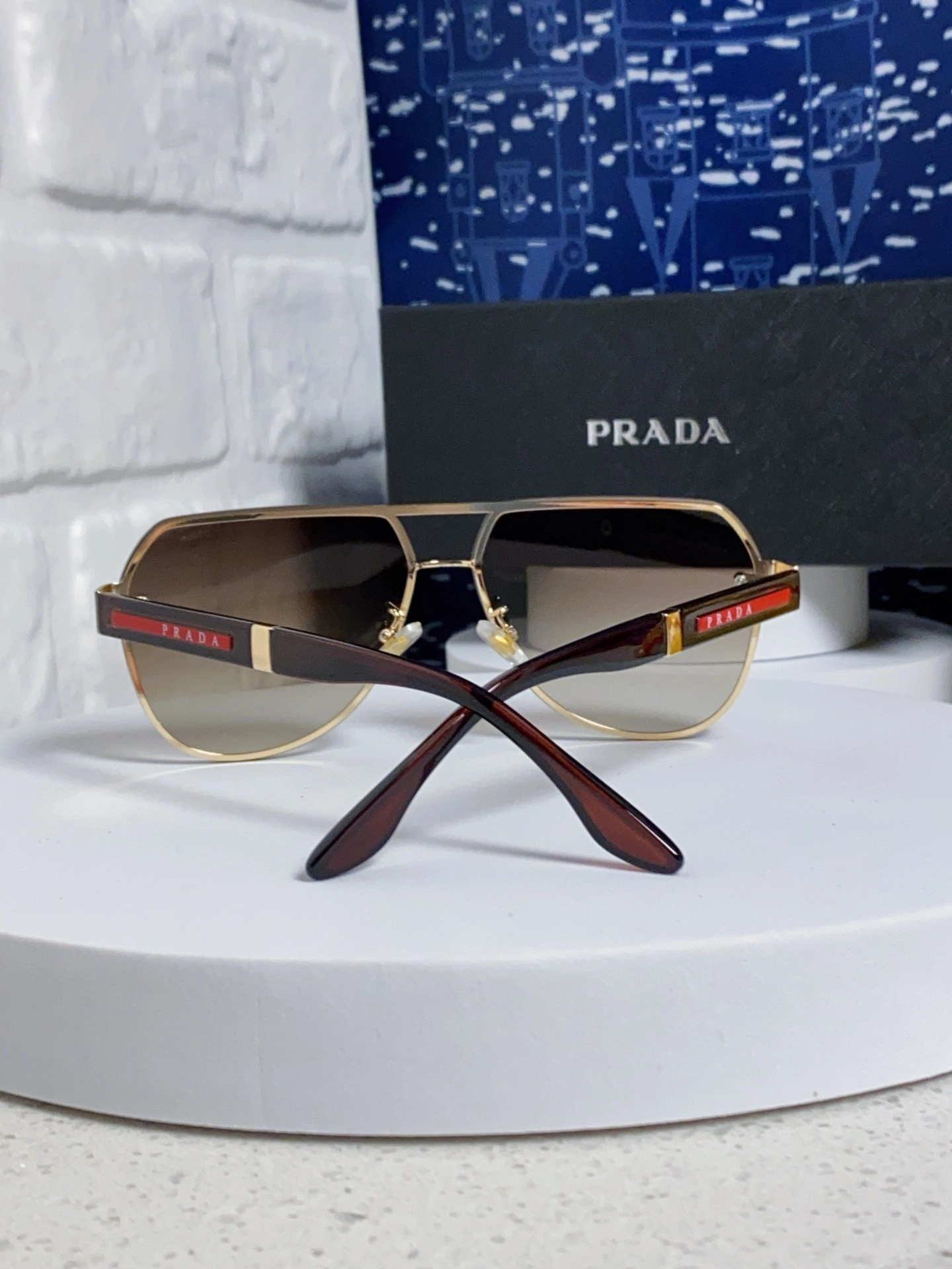 P*rada Glasses Top XX20250402- Breathable 17015