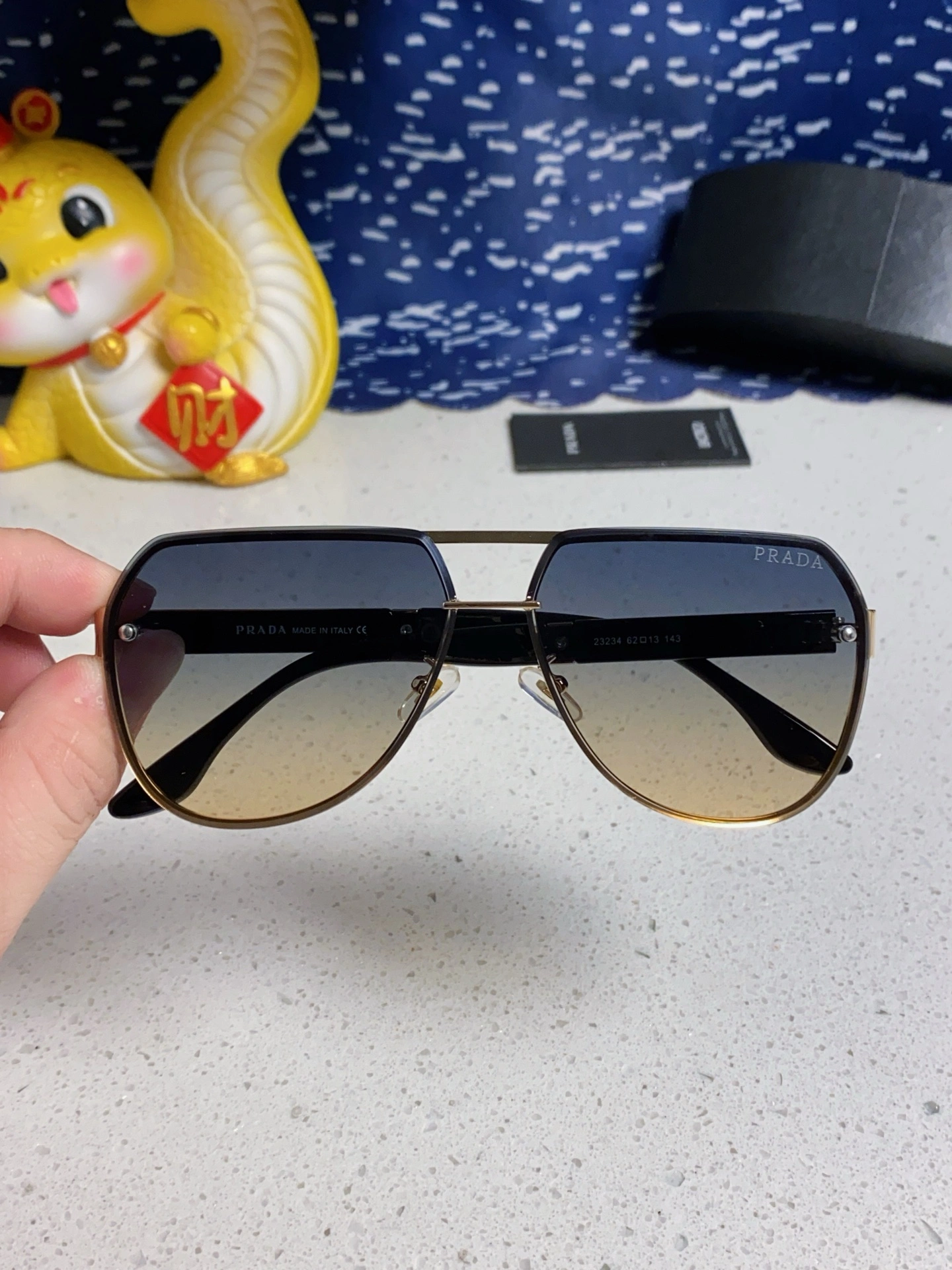 P*rada Glasses Top XX20250402- Breathable 17015