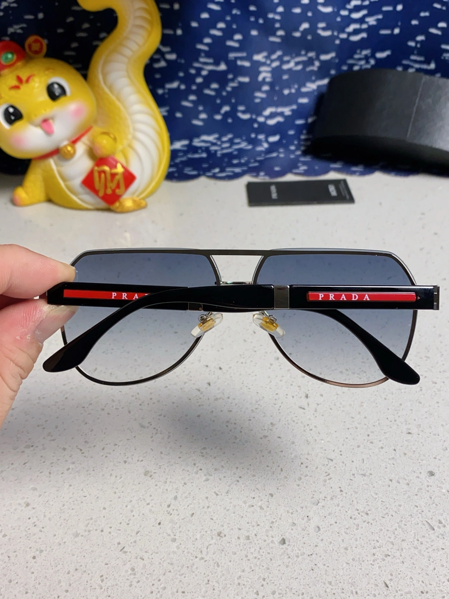 P*rada Glasses Top XX20250402- Breathable 17015