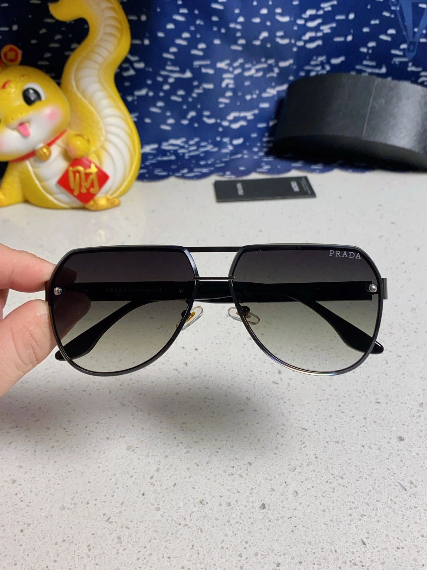 P*rada Glasses Top XX20250402- Breathable 17015