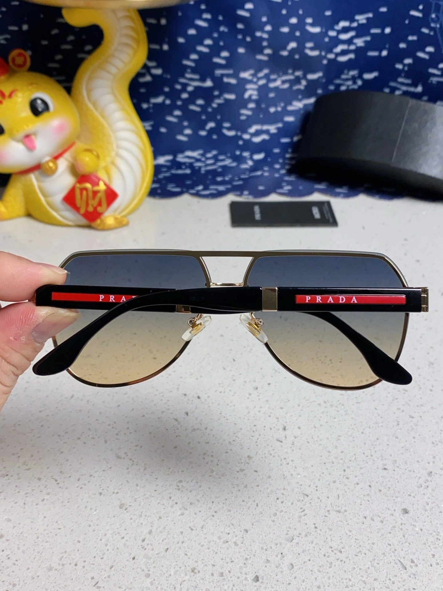 P*rada Glasses Top XX20250402- Breathable 17015