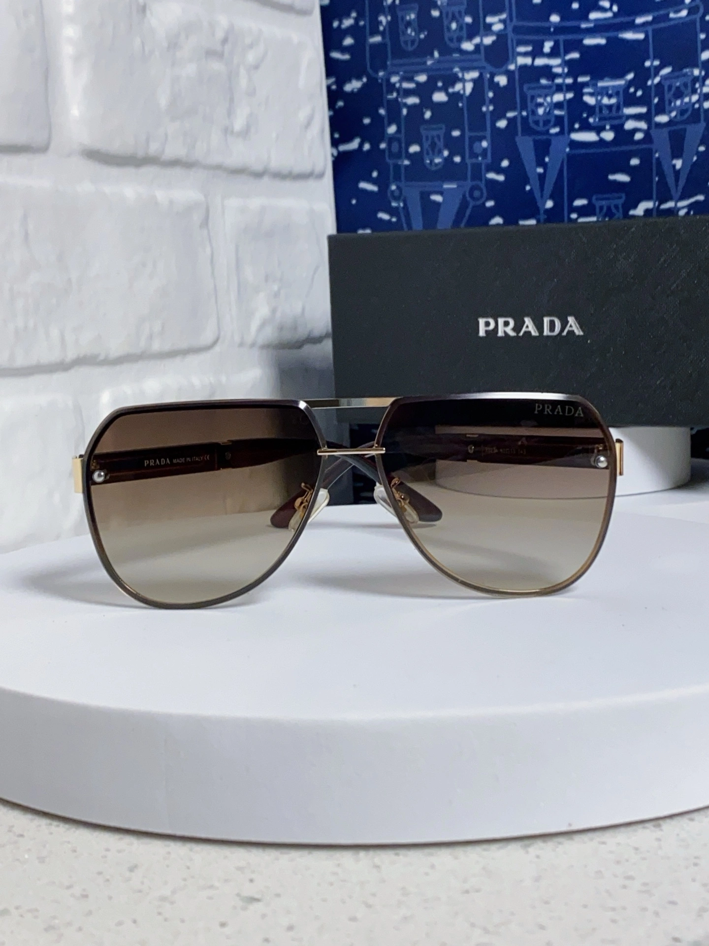 P*rada Glasses Top XX20250402- Breathable 17015