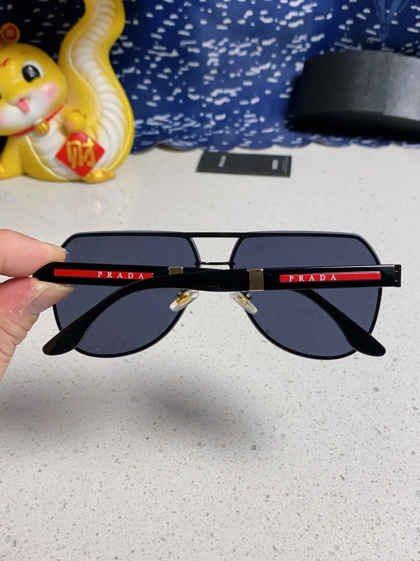 P*rada Glasses Top XX20250402- Breathable 17015
