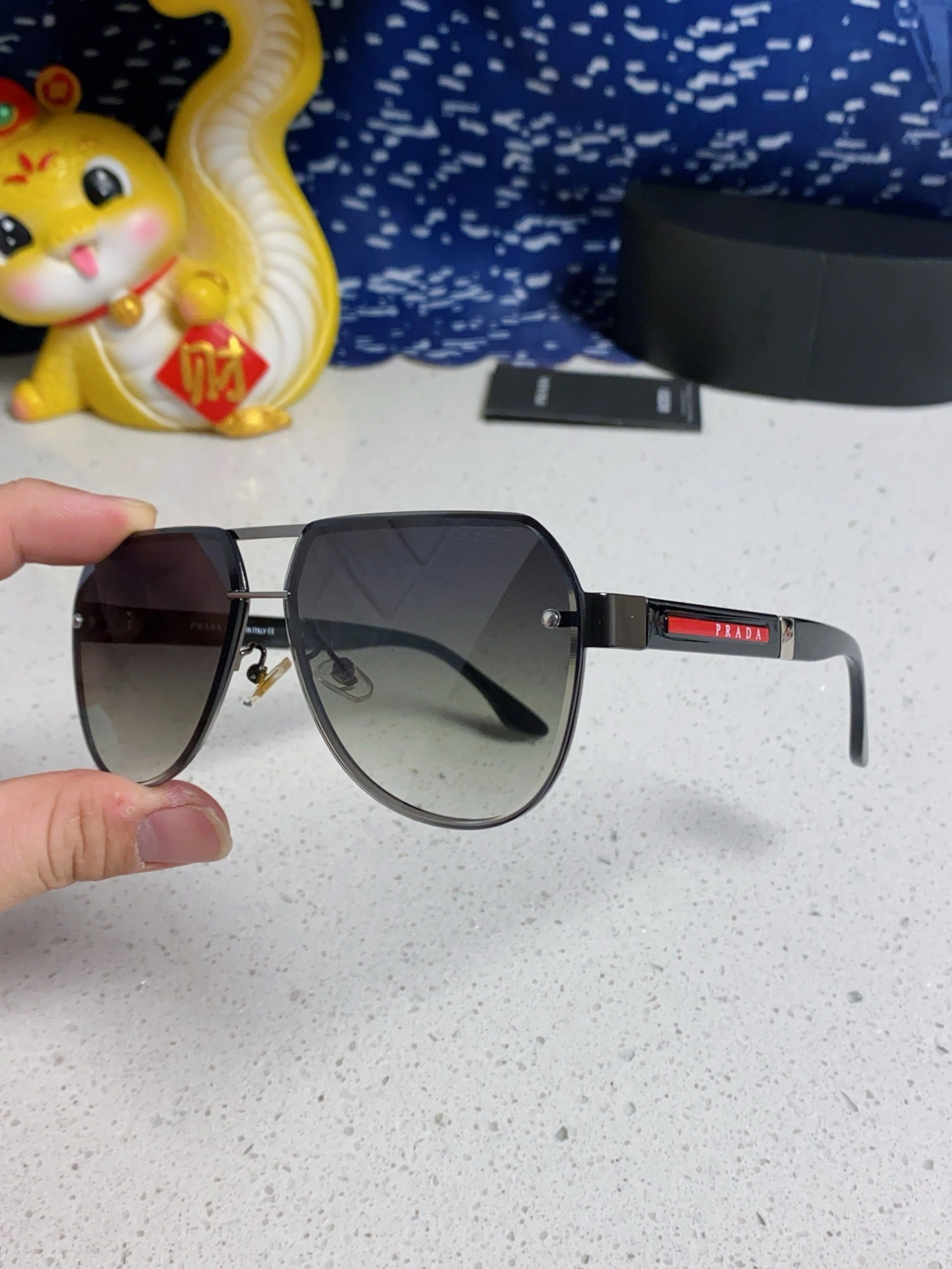 P*rada Glasses Top XX20250402- Breathable 17015