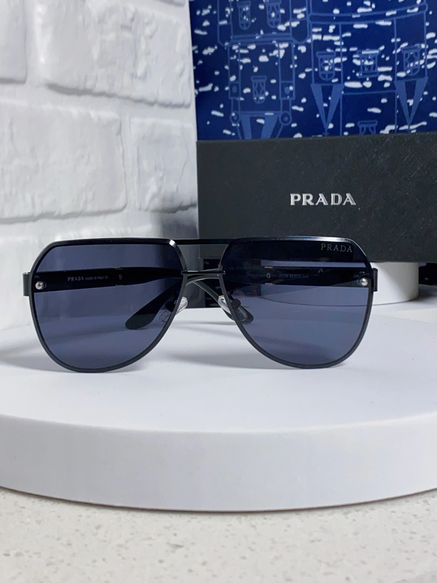 P*rada Glasses Top XX20250402- Breathable 17015