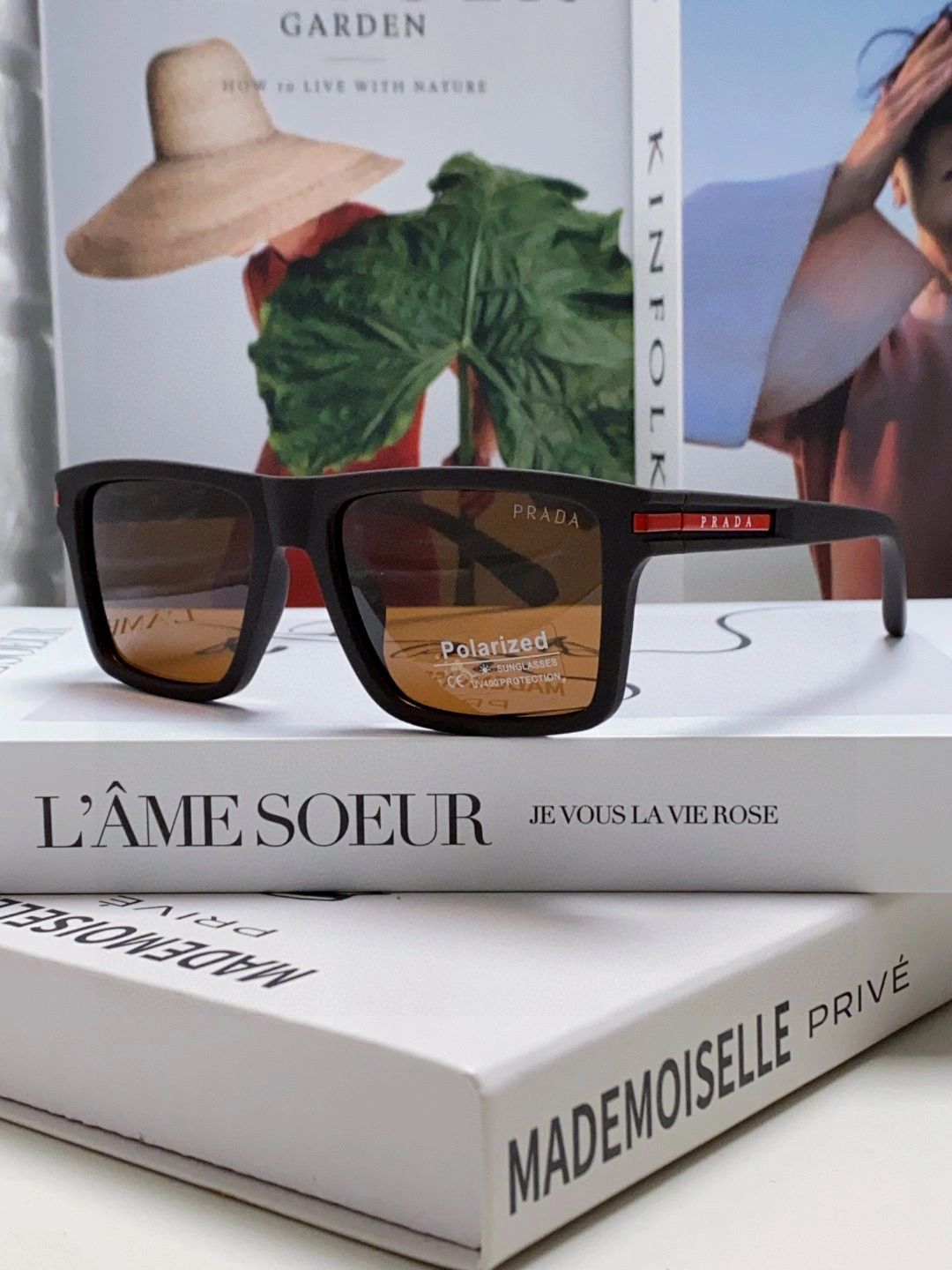 Resilient P*rada Glasses Top XX20250402- 17014