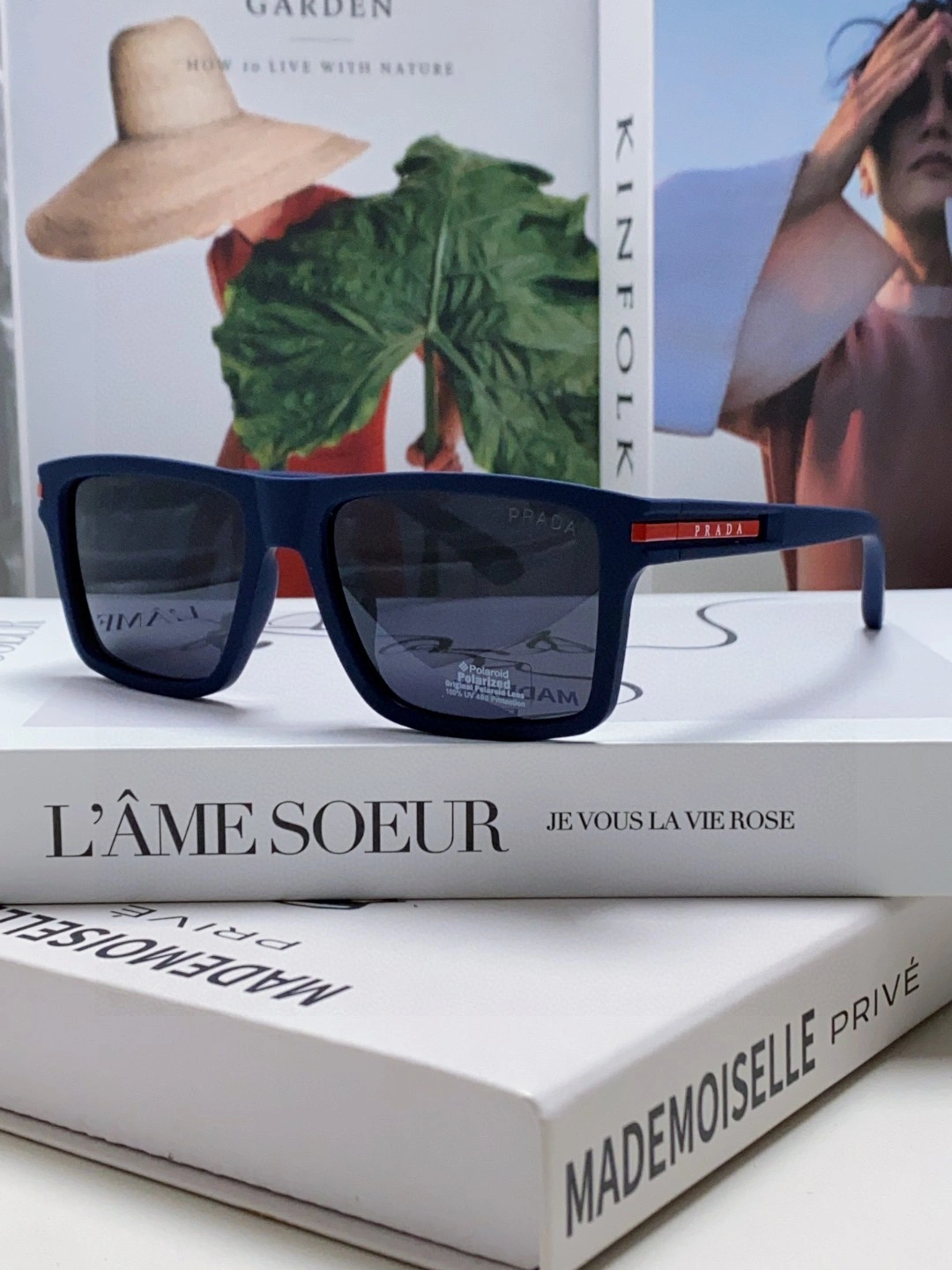 Resilient P*rada Glasses Top XX20250402- 17014