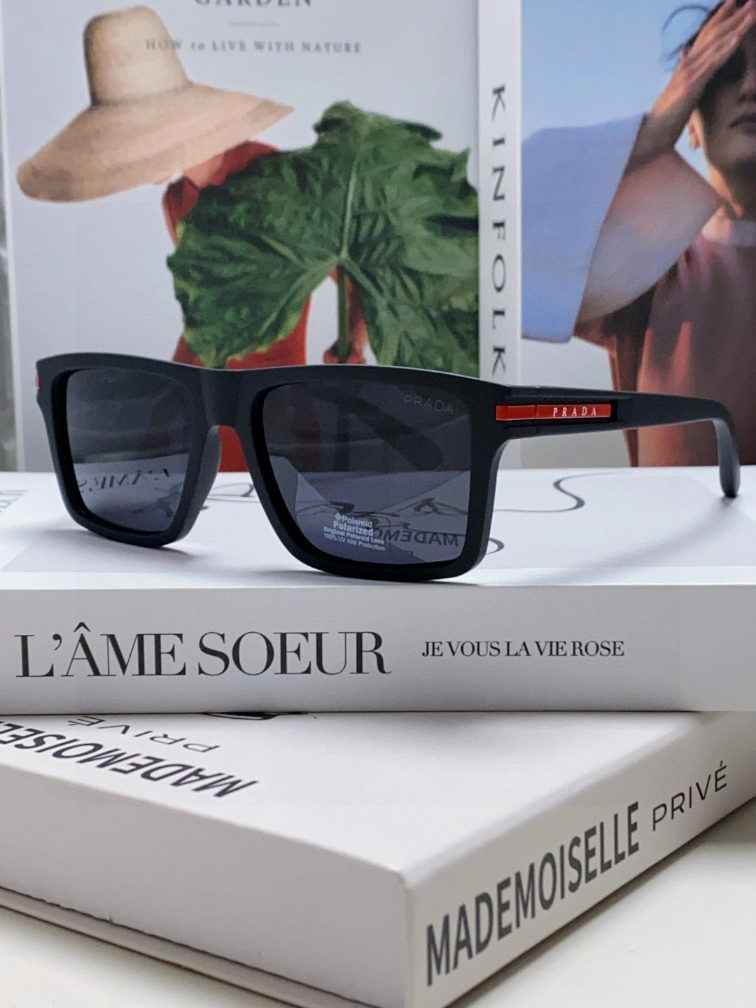 Resilient P*rada Glasses Top XX20250402- 17014