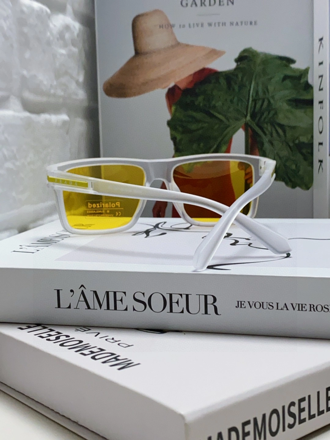 Resilient P*rada Glasses Top XX20250402- 17014