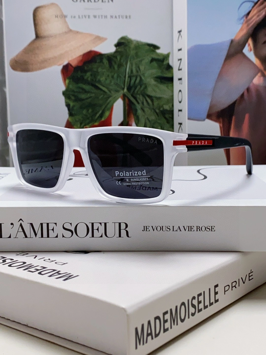Resilient P*rada Glasses Top XX20250402- 17014