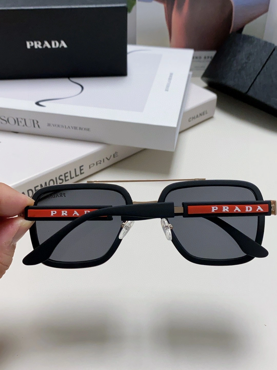 P*rada Glasses Top XX20250402- Flexible 17018
