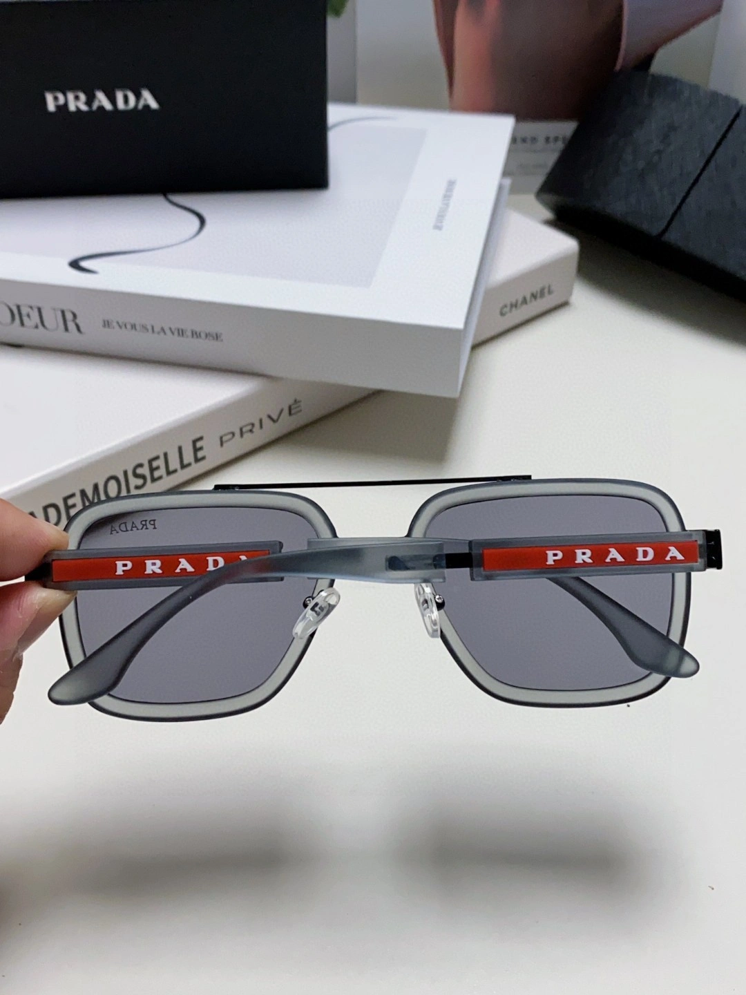 P*rada Glasses Top XX20250402- Flexible 17018