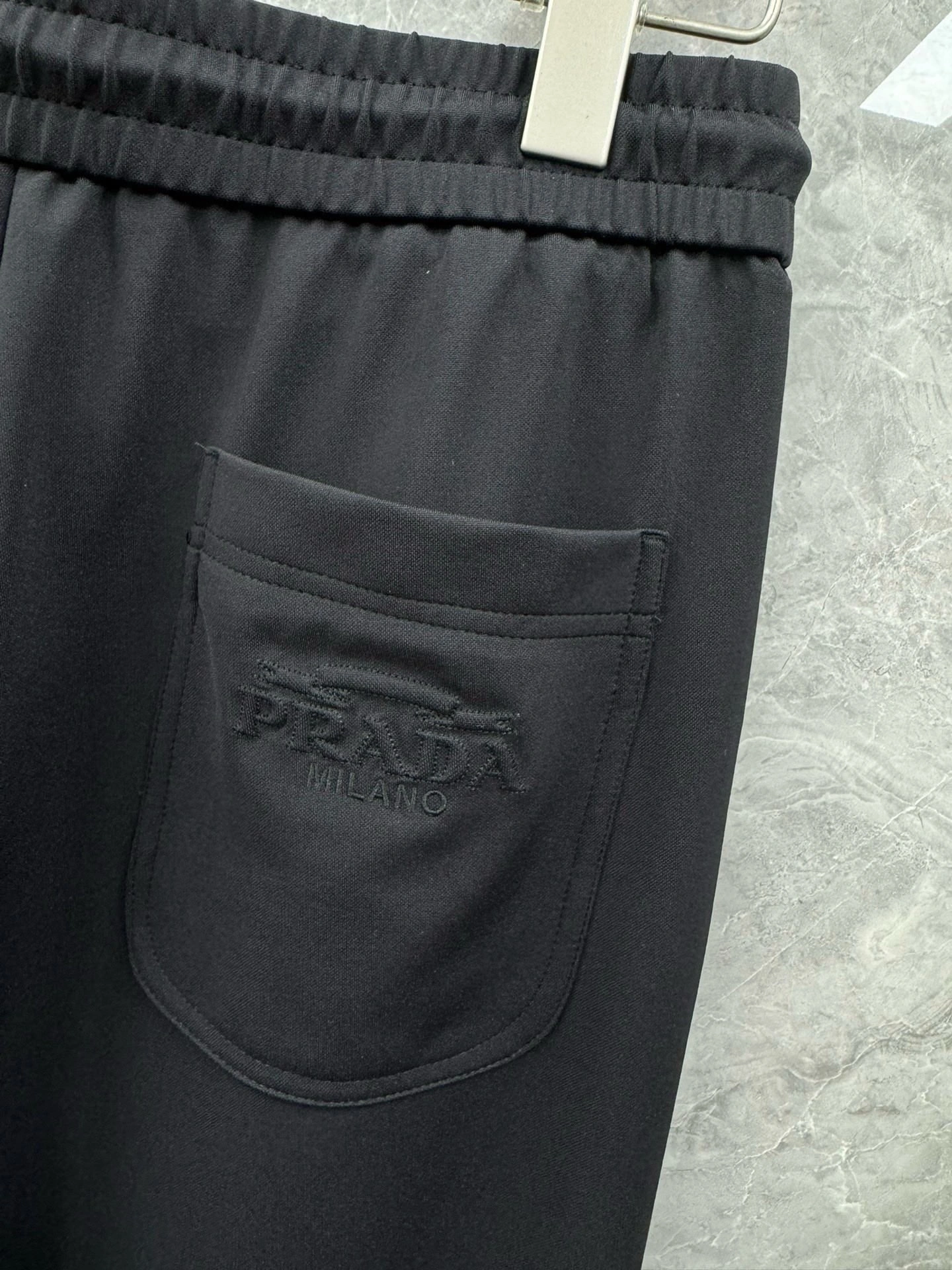 ZipUp P*rada Pants Top Quality D17 20240327- 13728