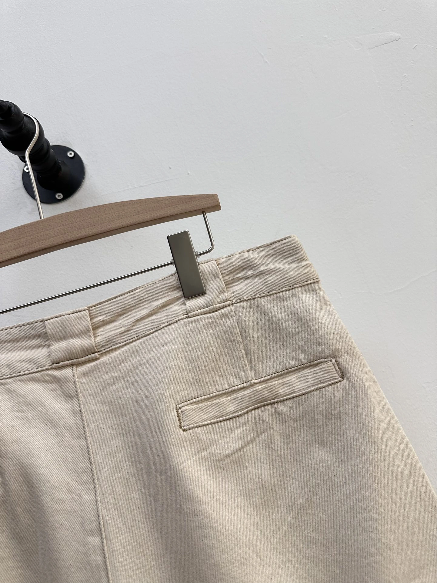 Efficient P*rada Pants Top Quality D17 202404225- 13626