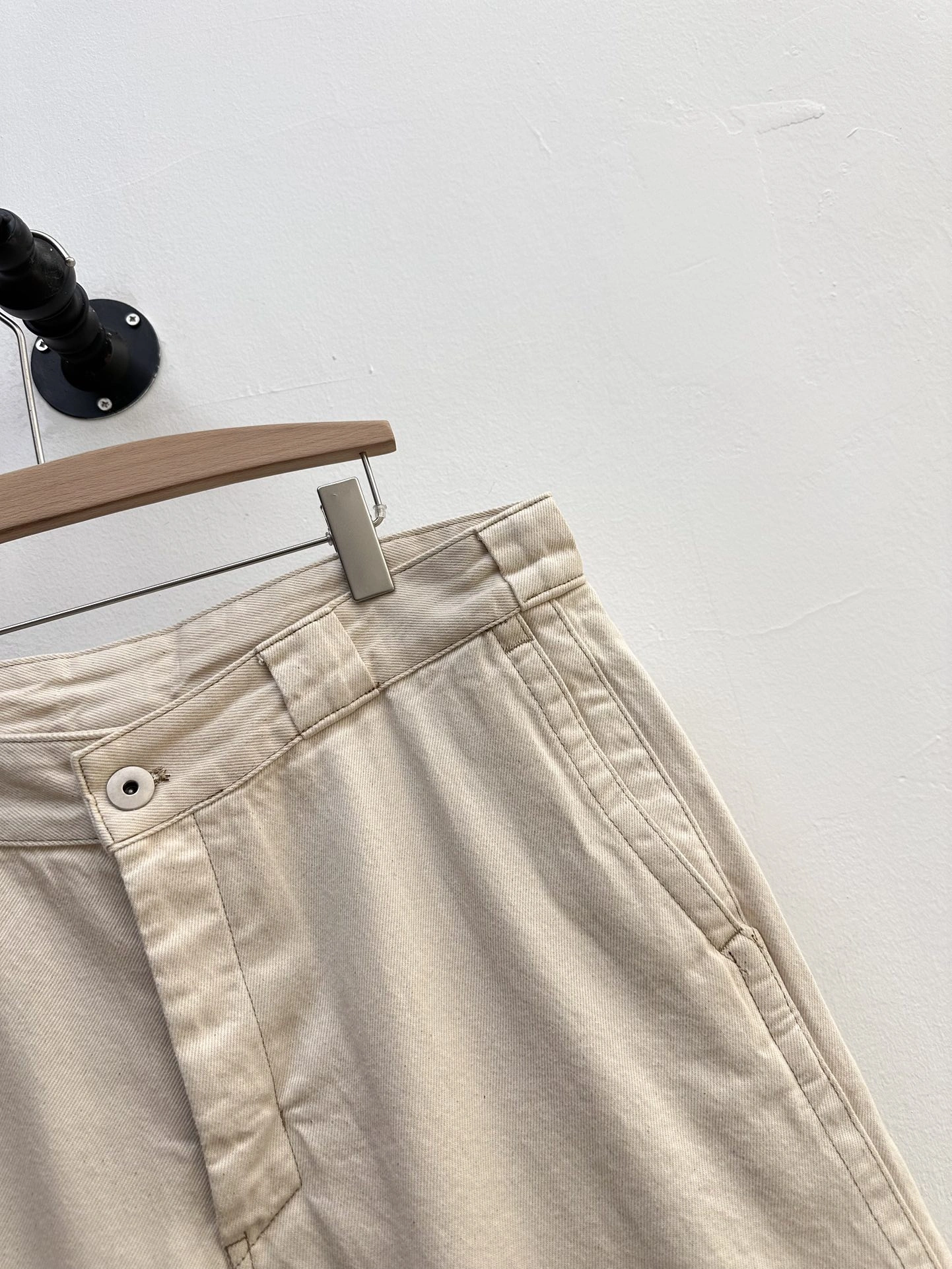 Efficient P*rada Pants Top Quality D17 202404225- 13626