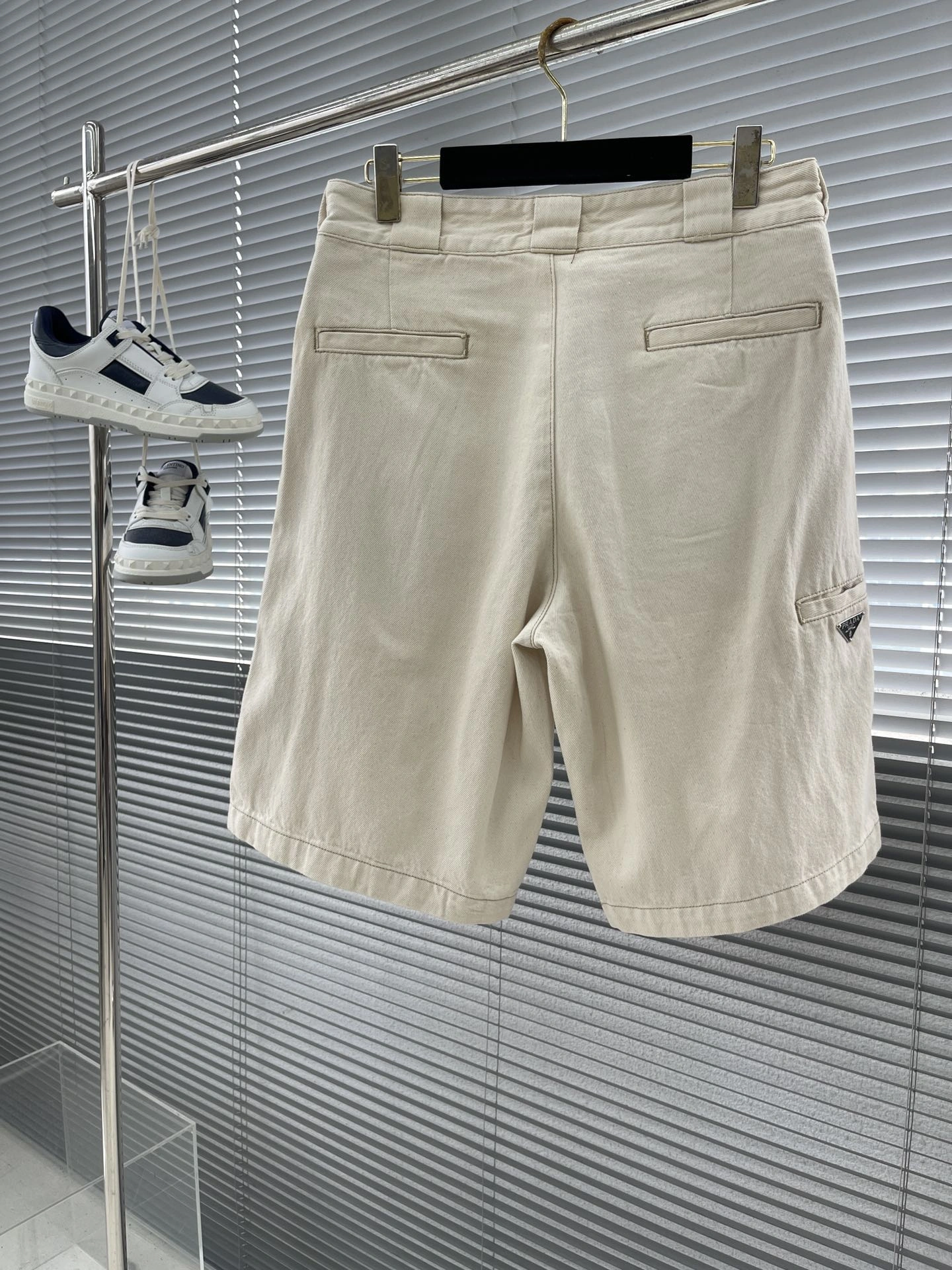 Refined P*rada Pants Top Quality D17 20240427- 13618