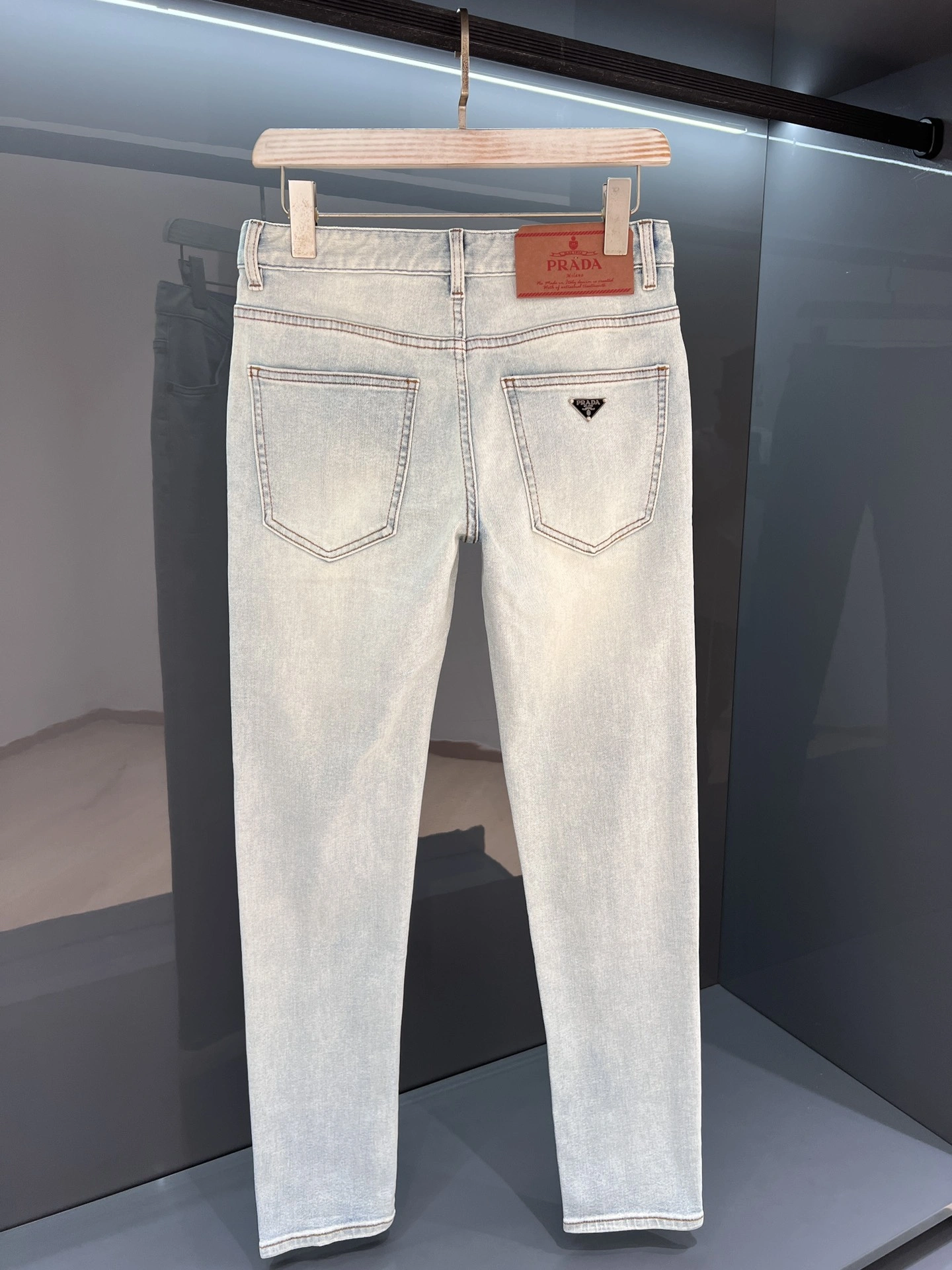 P*rada Pants Top Quality D17 202405014- Durable 13557